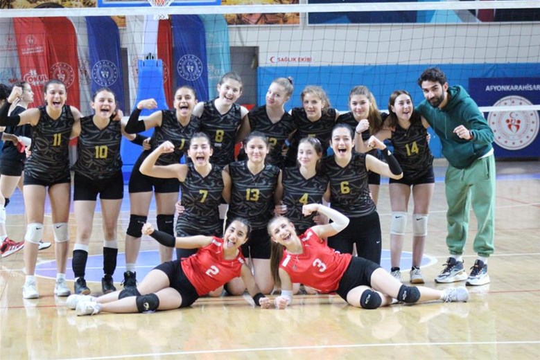 Afyonkarahisar Gençlik Spor A Takımı, Genç Kızlar Voleybol Liginde Şampiyon Oldu