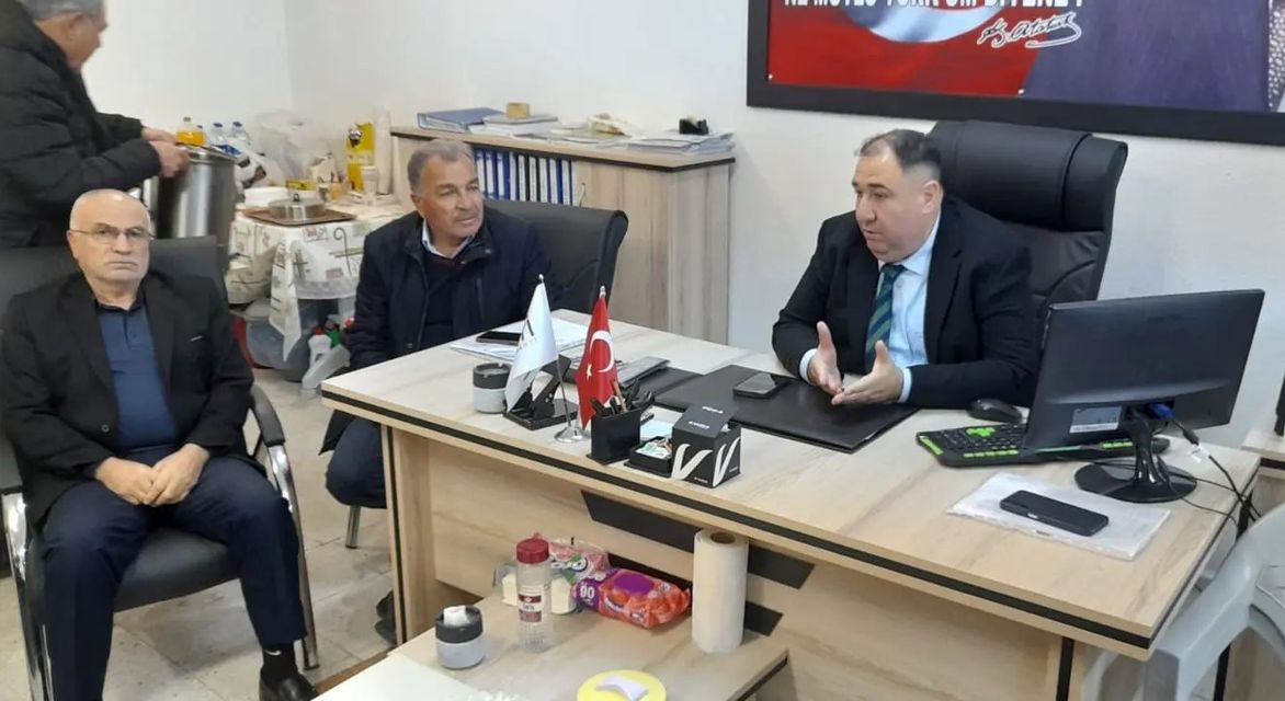 İYİ Parti Yönetimi Dinar İlçe Başkanlığı'nı Ziyaret Etti