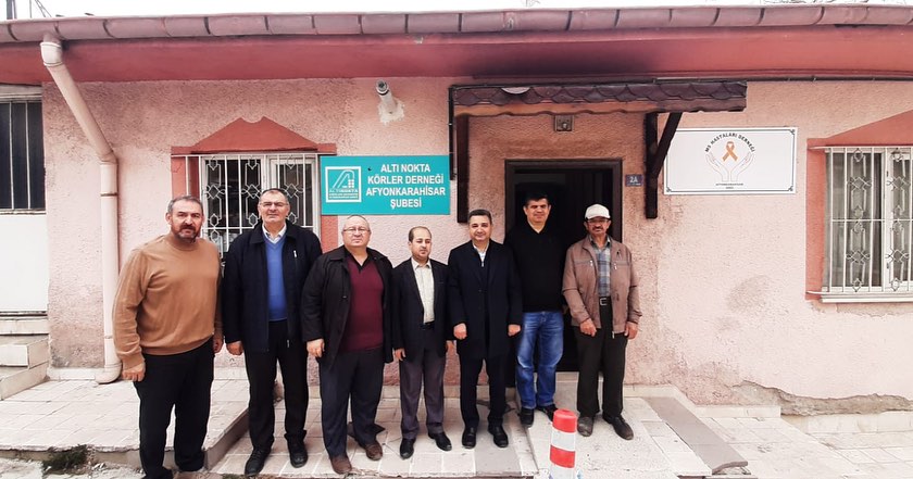 AK Parti, Afyonkarahisar'da Görme Engellilere Yönelik Dayanışma Ziyaretleri Gerçekleştirdi
