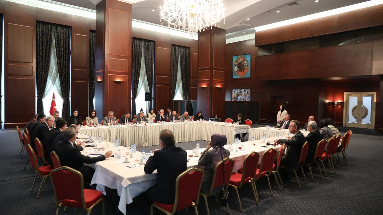 Türkiye'de Hükümet, Ekonomik Kalkınma Toplantısı Düzenledi