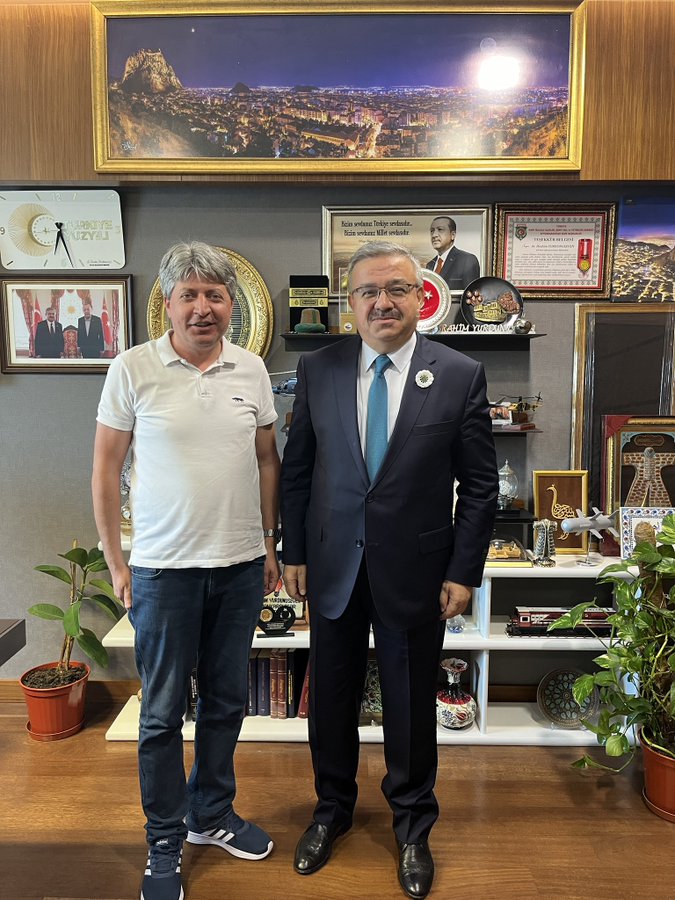 AK Parti Afyonkarahisar Milletvekili İbrahim Yurdunuseven, Memleketten Gelen Hemşehrisini Ağırladı