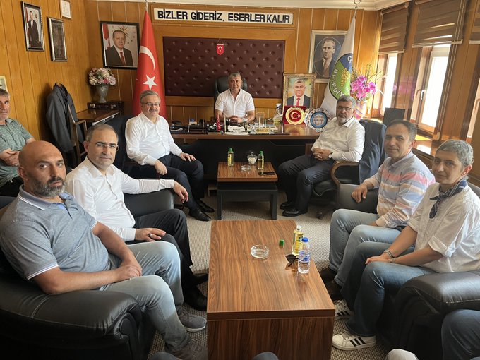 AK Parti Milletvekili Yurdunuseven Çayırbağ'da Belediye Başkanı Kiraz'ı Ziyaret Etti